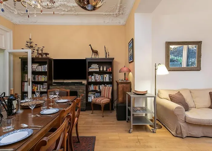 Canela Homes Barcelona Classic